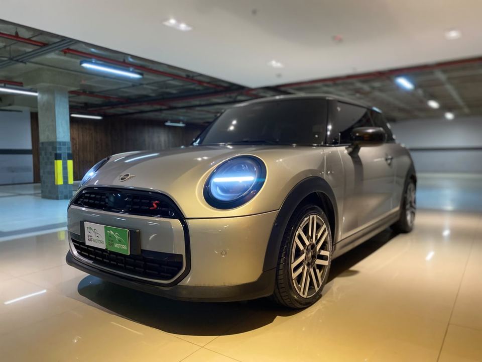 Mini Cooper S - Exclusive — foto 1 de 13