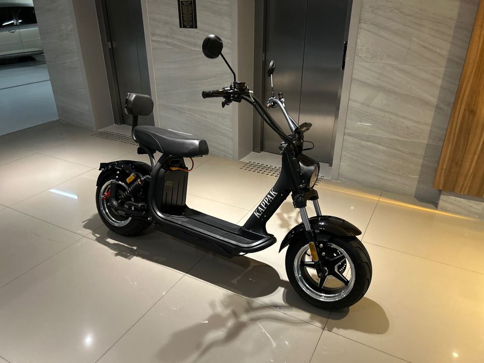 Scooter I/tailing K22 — foto 1 de 9